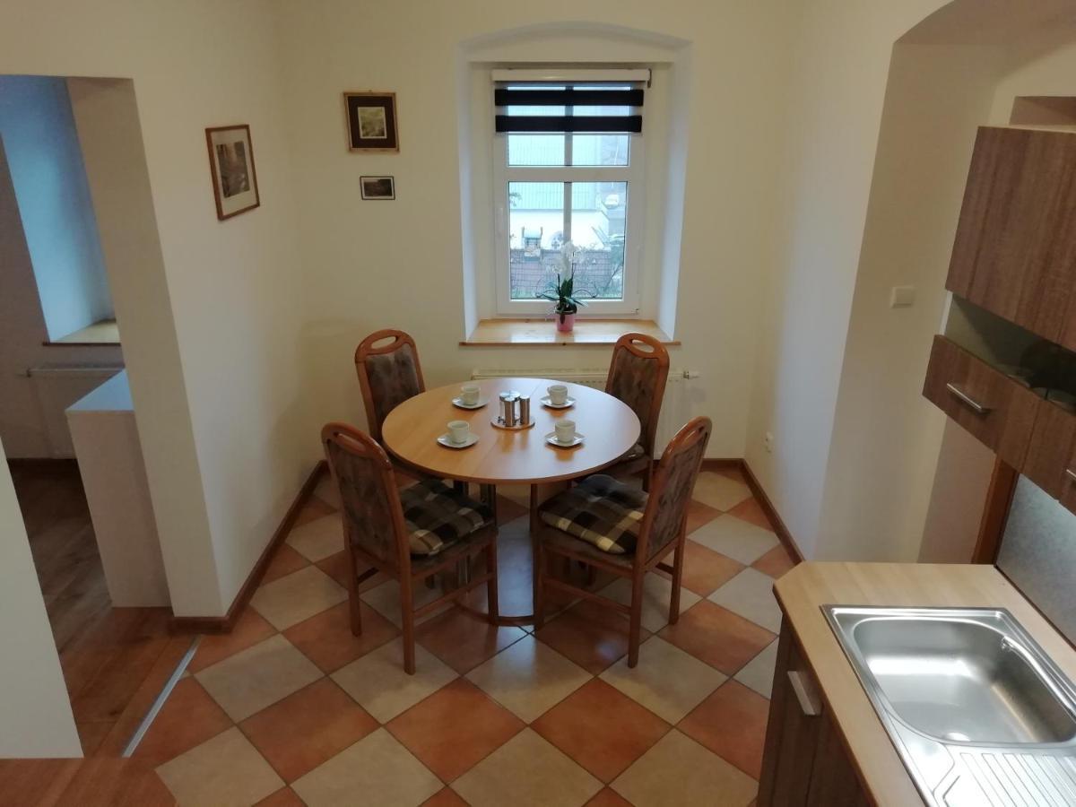 Apartman Albreit Яхимов Екстериор снимка